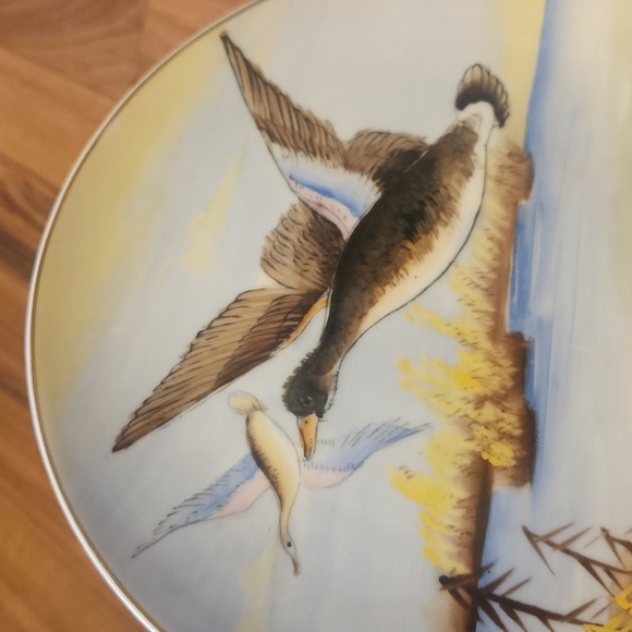 Vintage Japanese Porcelain Handpainted Dislay Plate Flying Ducks Over Water - Picture 2 of 9